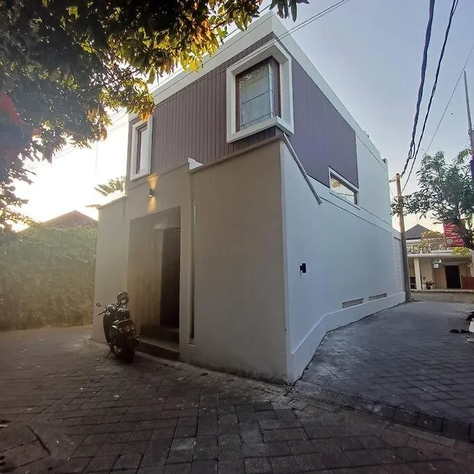 Villa Satoo Batu Belig Canggu   Canggu (Bali)